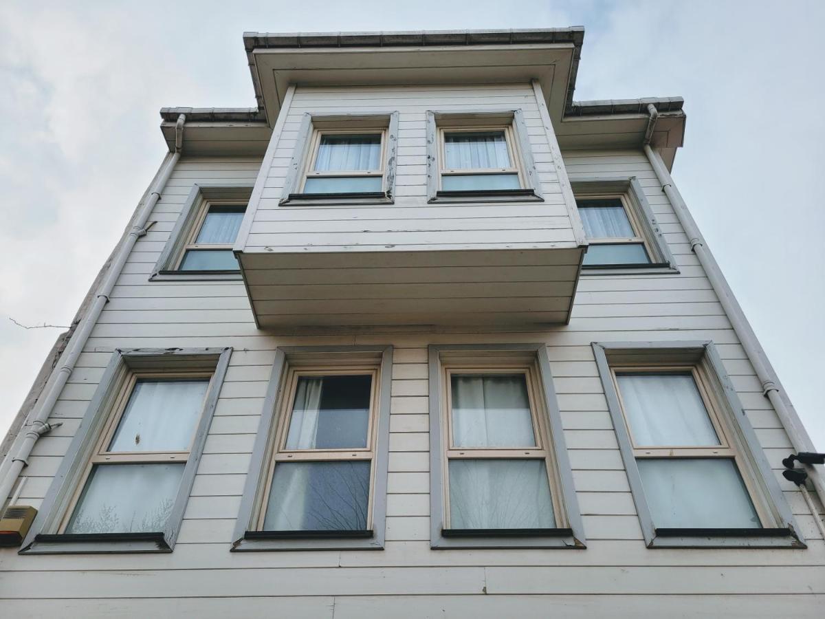 Masif House Bed & Breakfast Istanbul Bagian luar foto
