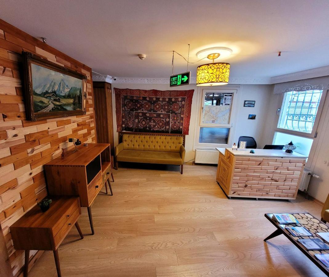 Masif House Bed & Breakfast Istanbul Bagian luar foto